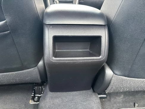 Used 2015 Toyota Camry SE FWD image 17