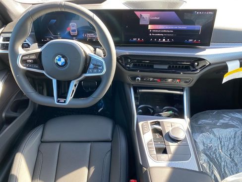 New 2026 BMW 330i xDrive 330i xDrive w/ M Sport Package image 9
