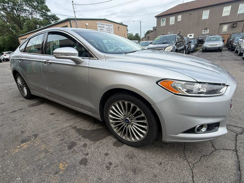 Used 2013 Ford Fusion Titanium FWD image 2