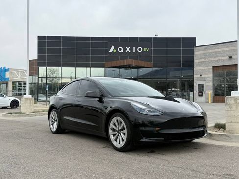 Used 2022 Tesla Model 3 Long Range AWD/4WD image 1
