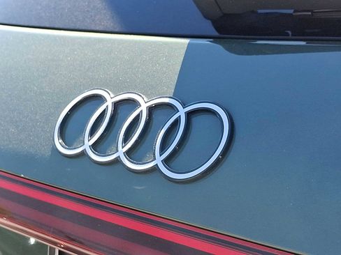 Used 2025 Audi Q5 Premium w/ Premium Plus AWD/4WD image 22