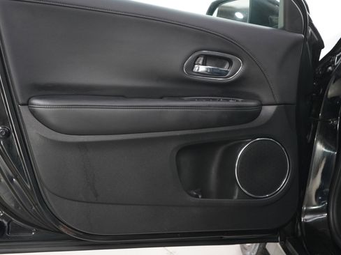 Used 2016 Honda HR-V EX-L image 18