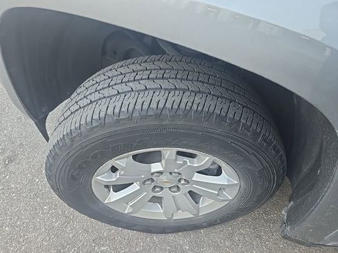 Used 2022 Chevrolet Colorado LT w/ LT Convenience Package image 18