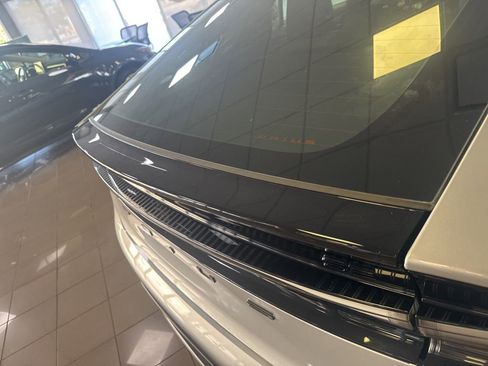 New 2025 Toyota Prius Plug-In Hybrid image 14