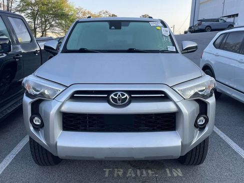 Used 2024 Toyota 4Runner SR5 image 10