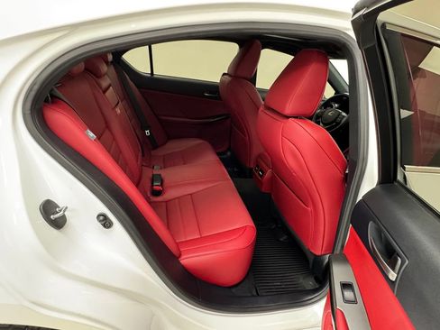 Used 2022 Lexus IS 350 F Sport image 16