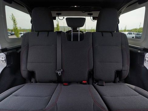 New 2024 Jeep Wrangler Unlimited Rubicon w/ Capability Package image 30