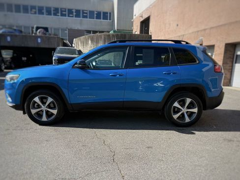 Used 2022 Jeep Cherokee Limited AWD/4WD image 14
