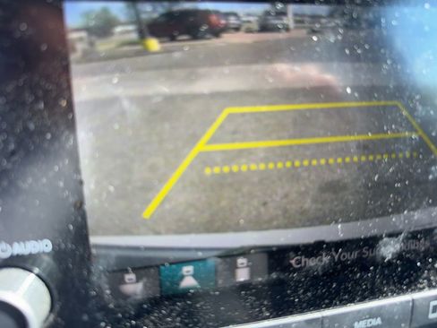 Used 2024 Honda CR-V EX image 5