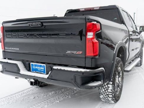 Used 2022 Chevrolet Silverado 1500 ZR2 image 6