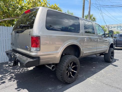 Used 2004 Ford Excursion Limited AWD/4WD image 17