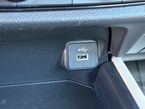 Certified 2023 Honda HR-V LX image 23