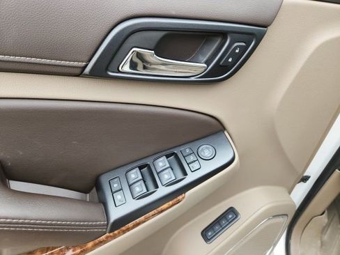 Certified 2019 Chevrolet Suburban Premier image 27