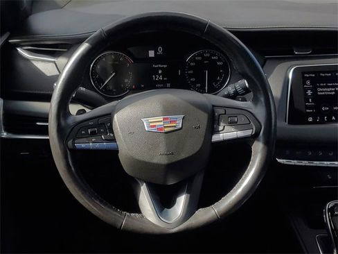 Used 2021 Cadillac XT4 Premium Luxury w/ Cold Weather Package image 27