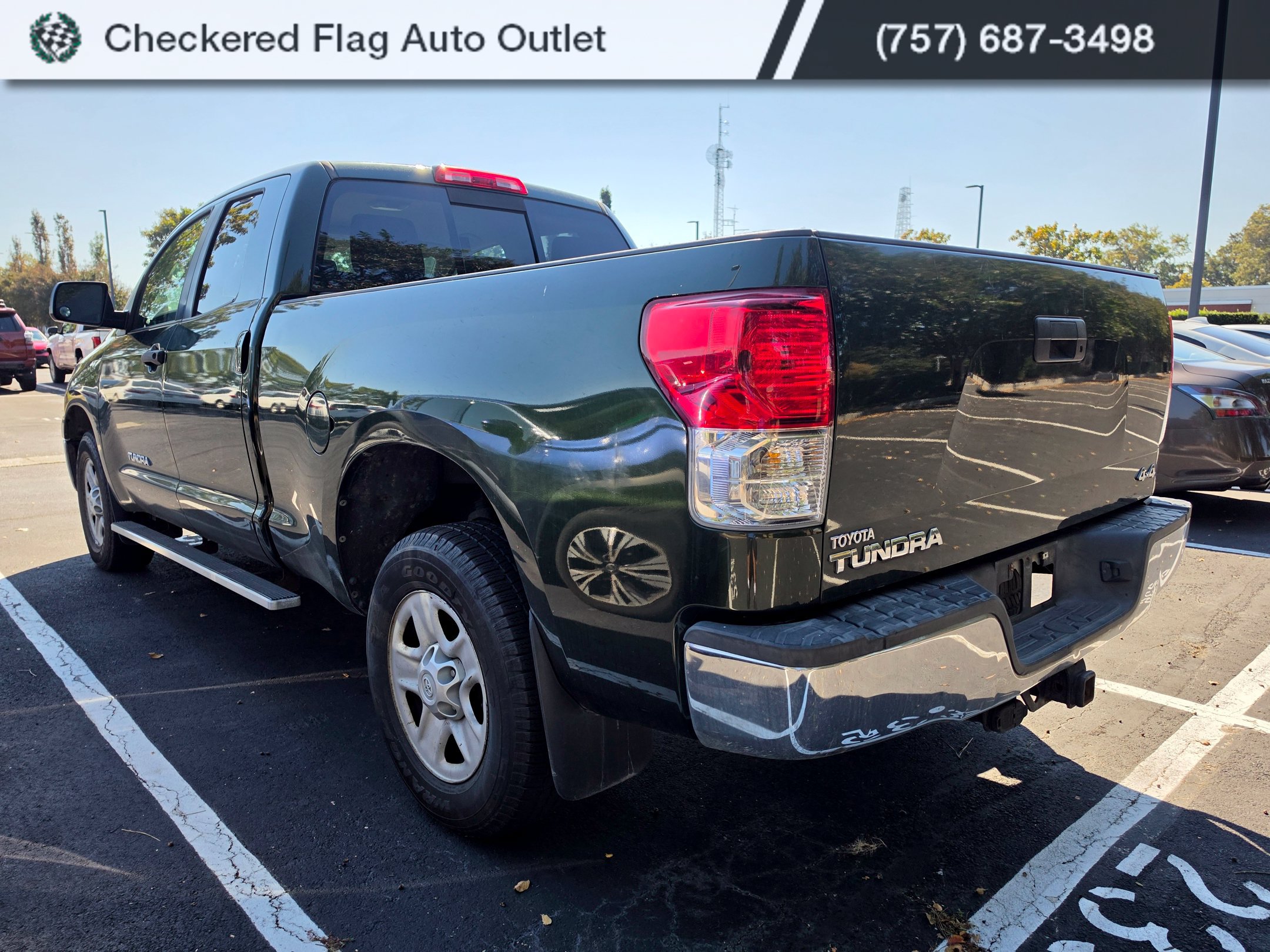 Used 2012 Toyota Tundra 4x4 Double Cab w/ Tow Pkg image 4