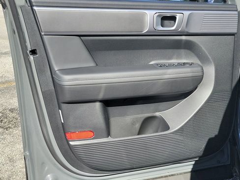 Used 2026 Hyundai Santa Fe SEL image 18