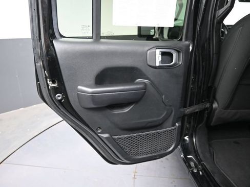 Used 2020 Jeep Wrangler Unlimited Sport S AWD/4WD image 26