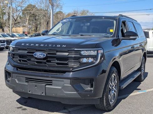 Certified 2025 Ford Expedition Max Active AWD/4WD image 7