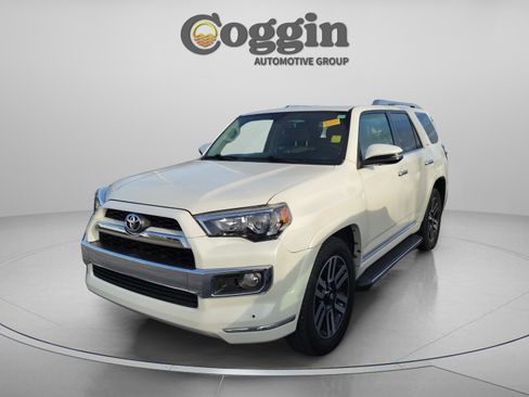 Used 2015 Toyota 4Runner Limited image 1