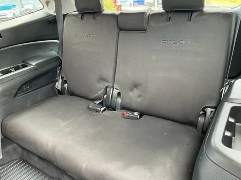 Used 2016 Honda Pilot Touring image 9