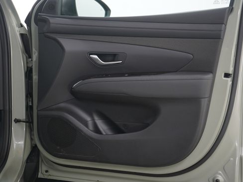 Certified 2025 Hyundai Santa Cruz SEL image 12