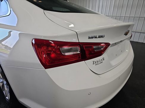 Used 2024 Chevrolet Malibu LT FWD image 38