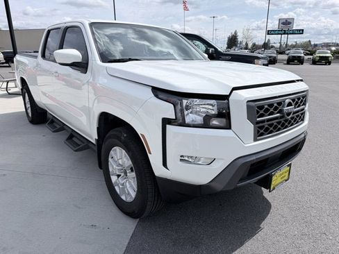 Certified 2024 Nissan Frontier SV w/ Technology Package AWD/4WD image 3
