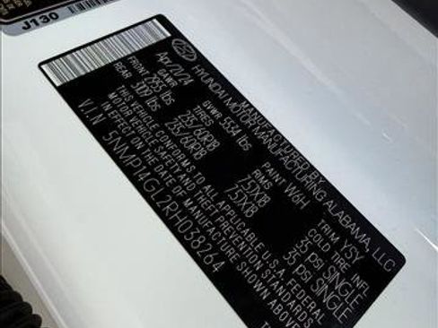 Used 2024 Hyundai Santa Fe SE image 24