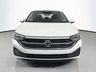 Used 2024 Volkswagen Jetta SE FWD video 2