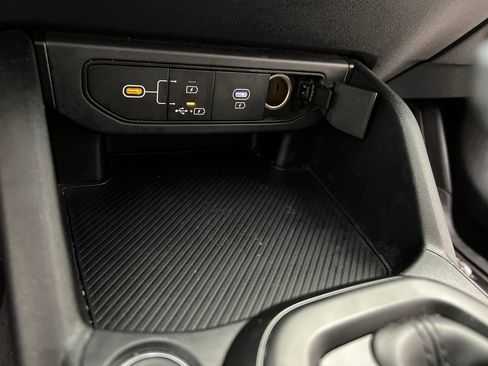 Used 2025 Kia K4 FWD image 36
