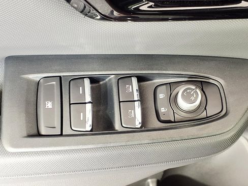 Certified 2025 Subaru Forester Limited AWD/4WD image 17