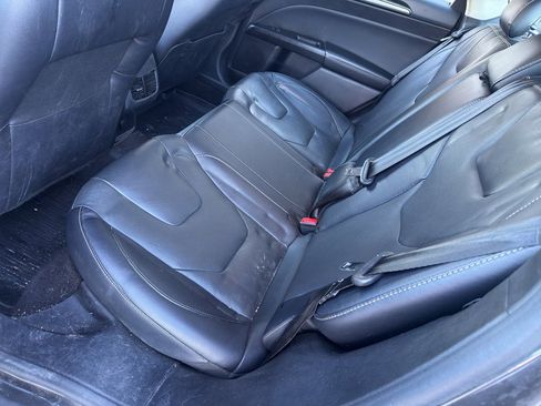 Used 2020 Ford Fusion Titanium image 8