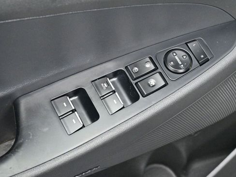 Used 2020 Hyundai Tucson Limited image 12