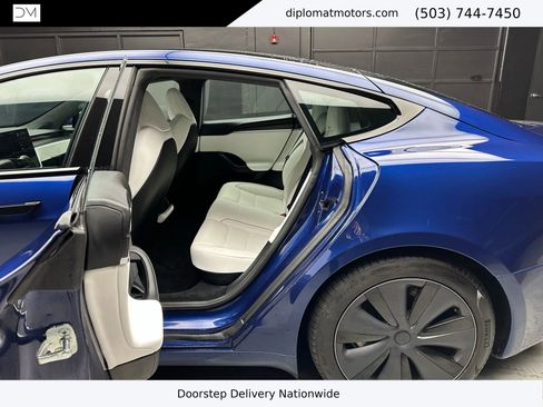 Used 2021 Tesla Model S Plaid image 20