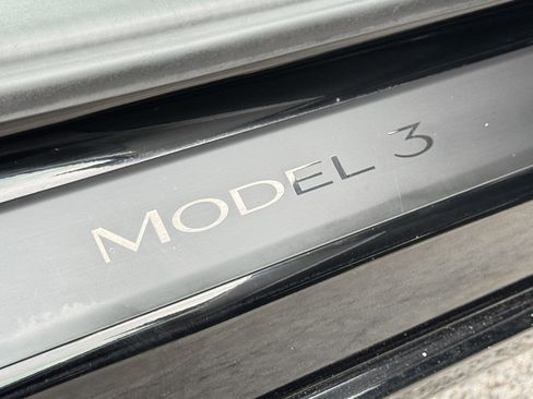 Used 2023 Tesla Model 3 Standard Range RWD image 19
