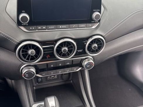 Used 2025 Nissan Sentra SV image 13
