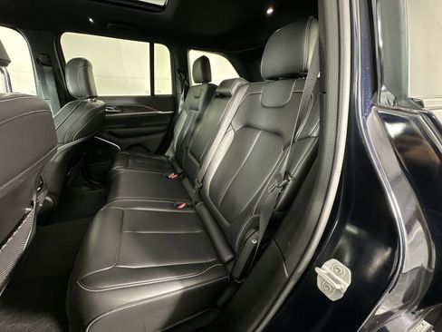 Used 2024 Jeep Grand Cherokee Limited 4xe image 27