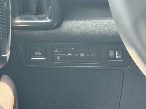 New 2026 GMC Hummer EV SUV AWD/4WD image 15