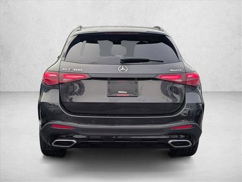 New 2026 Mercedes-Benz GLC 300 4MATIC image 7