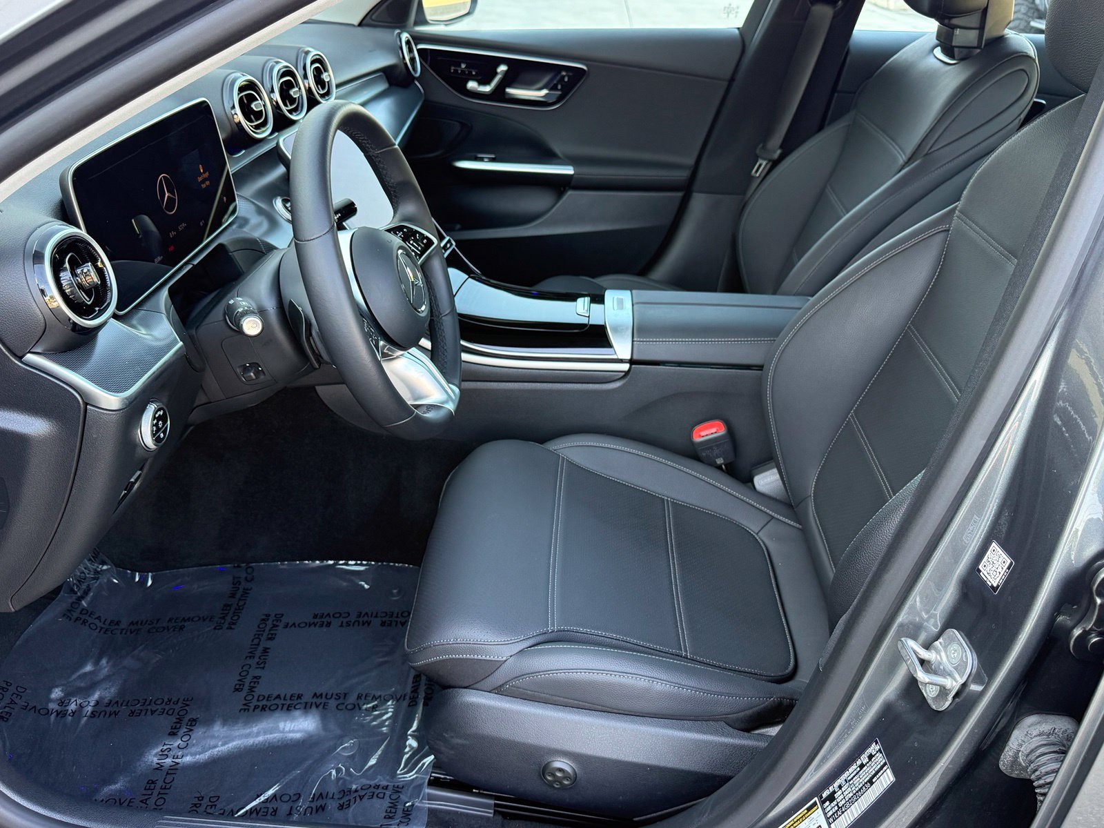 Used 2025 Mercedes-Benz C 300 Sedan image 25