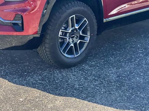 New 2026 GMC Terrain AT4 w/ Convenience Package III image 9