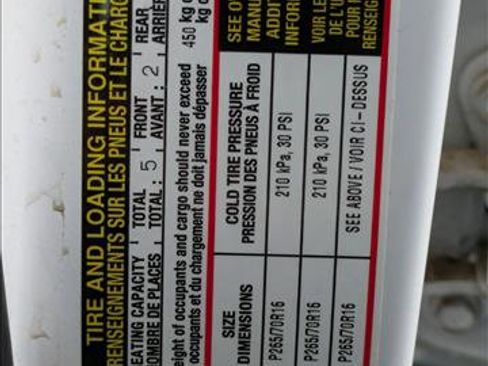 Used 2017 Toyota Tacoma TRD Off-Road AWD/4WD image 15