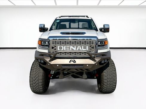 Used 2018 GMC Sierra 3500 Denali w/ Duramax Plus Package image 2