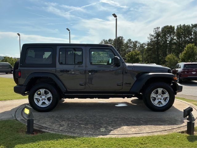 Used 2022 Jeep Wrangler Unlimited Sport AWD/4WD image 8