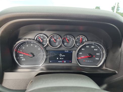 Used 2022 Chevrolet Silverado 1500 Custom Trail Boss w/ Safety Confidence Package AWD/4WD image 17