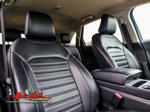 Used 2022 Ford Edge SEL w/ Convenience Package image 15