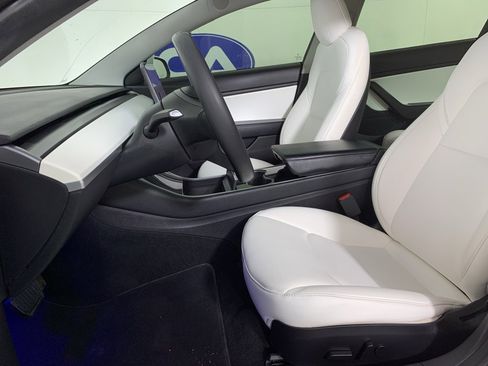 Used 2020 Tesla Model 3 Long Range image 15