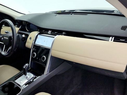 Used 2022 Land Rover Discovery Sport S image 26