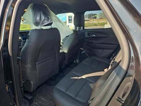 Used 2025 Chevrolet TrailBlazer RS w/ Driver Confidence Package AWD/4WD image 12