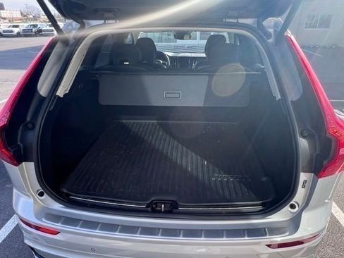 Used 2023 Volvo XC60 B5 Plus w/ Climate Package image 14